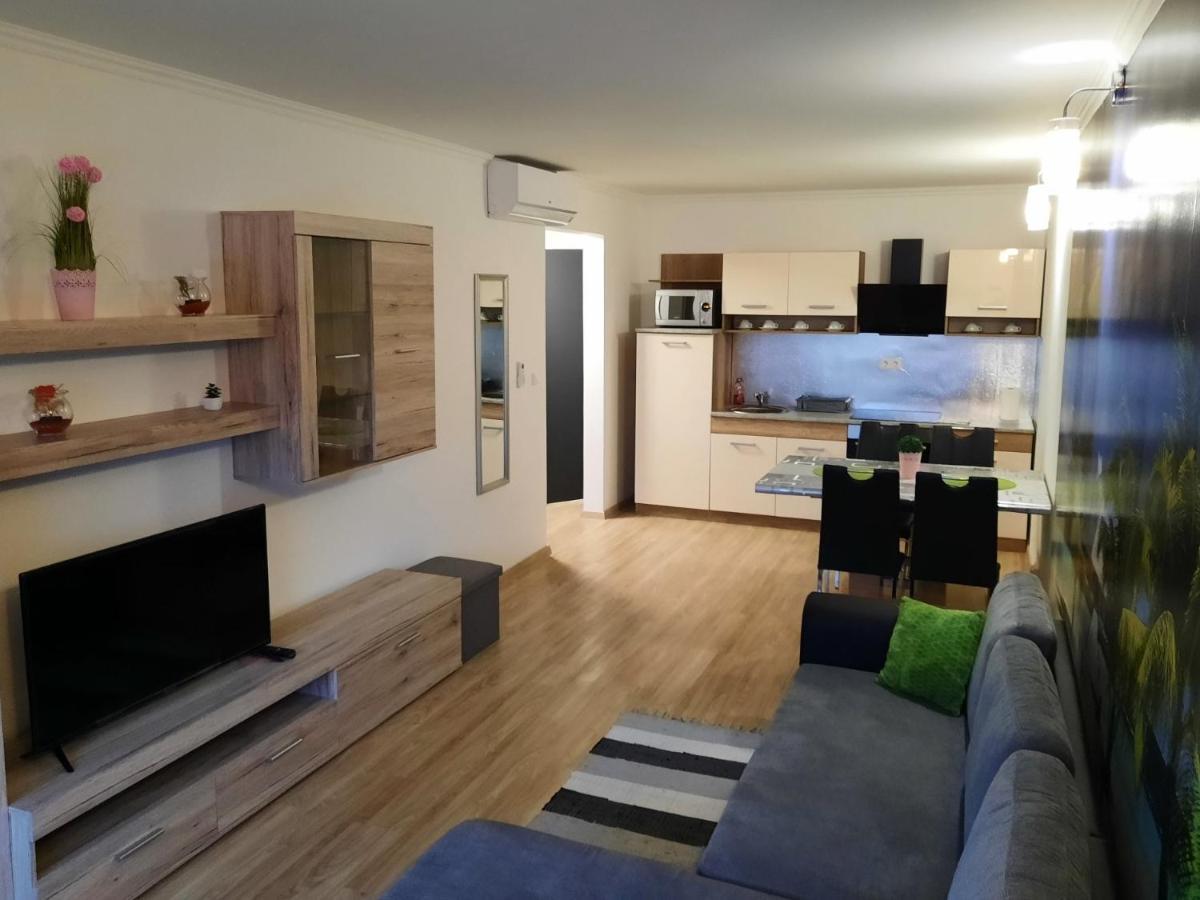 Vandus Apartman Siófok Exterior foto